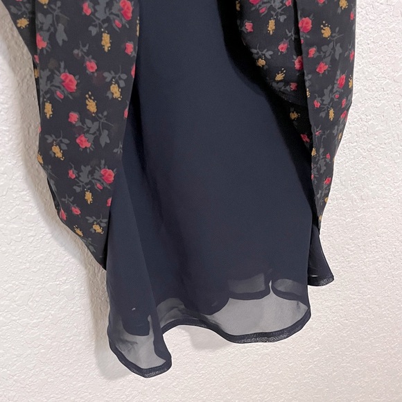 Floral Ruffle Mini Dress - Picture 6 of 9